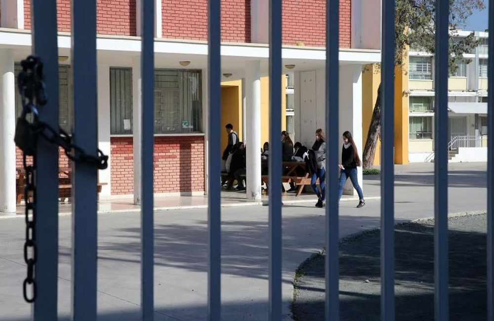 «Πρέπει να ντρέπεστε που εν εφωνάξατε τα ονόματά μας για 5 τρίσιες»