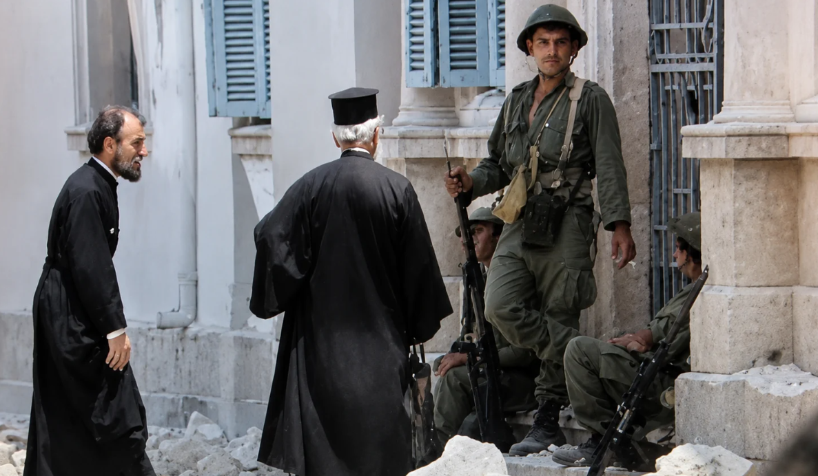 Σπάνιες εικόνες από τη Λευκωσία λίγο πριν την εισβολή