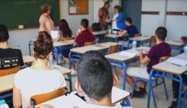 Σκέψεις για αλλαγές ωραρίου στα σχολεία