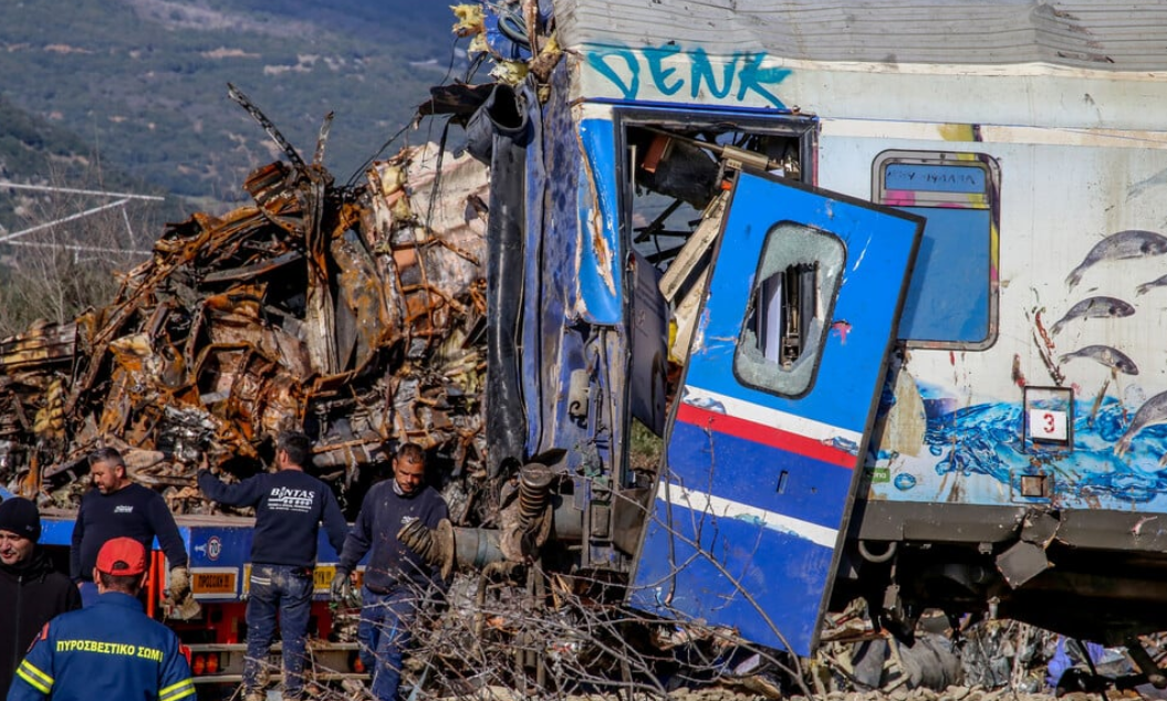 Tα πρώτα λόγια του σταθμάρχη
