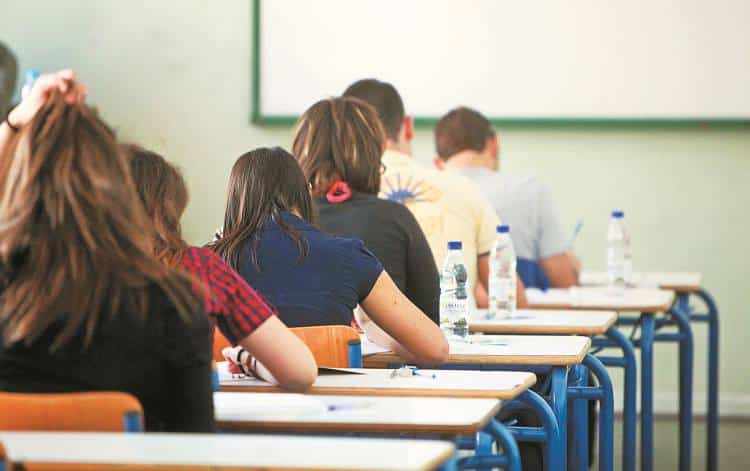Τραγικά τα αποτελέσματα των εξετάσεων τετραμήνου. Φωναζουν οι γονεις