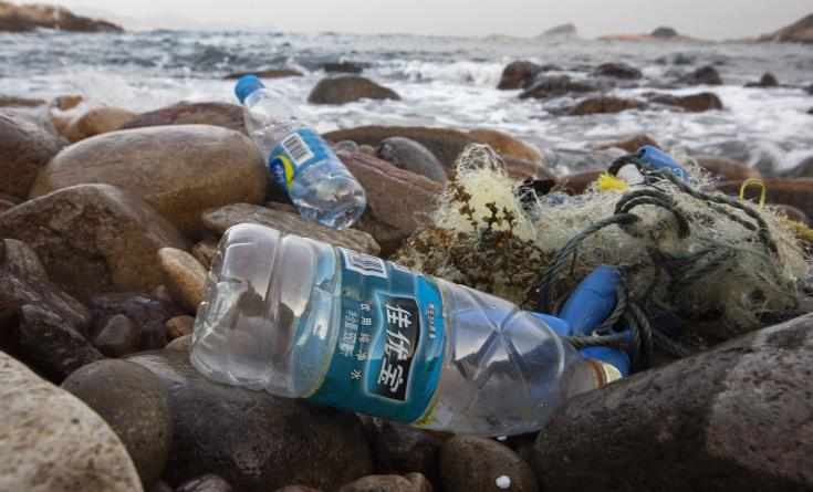 Η "Αγία Τριάδα" στο Παραλίμνι αποτελεί  την πρώτη παραλία χωρίς πλαστικά στην Κύπρο