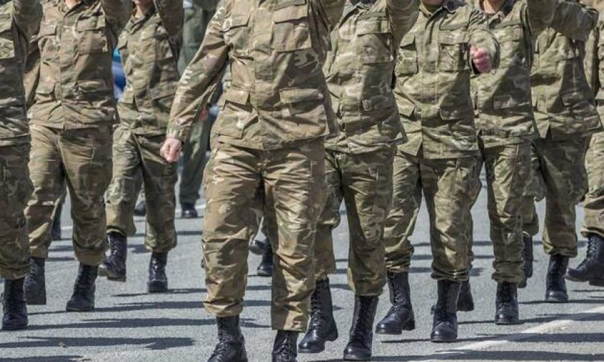 ΥΠΑΜ: Υπάρχουν άποροι στρατιώτες αλλά υπάρχει δόση υπερβολής