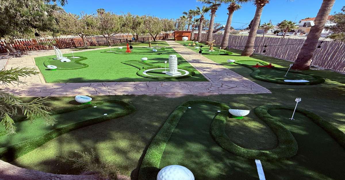 Putt Putt Mini Golf