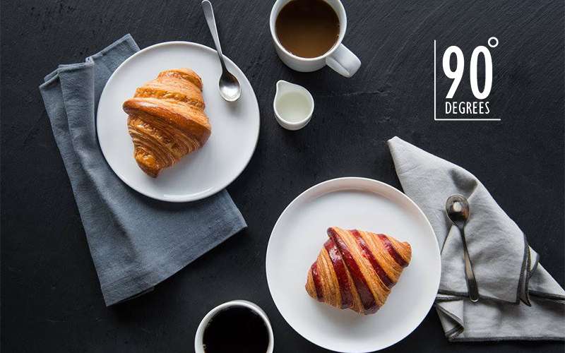 90 Degrees Cafe